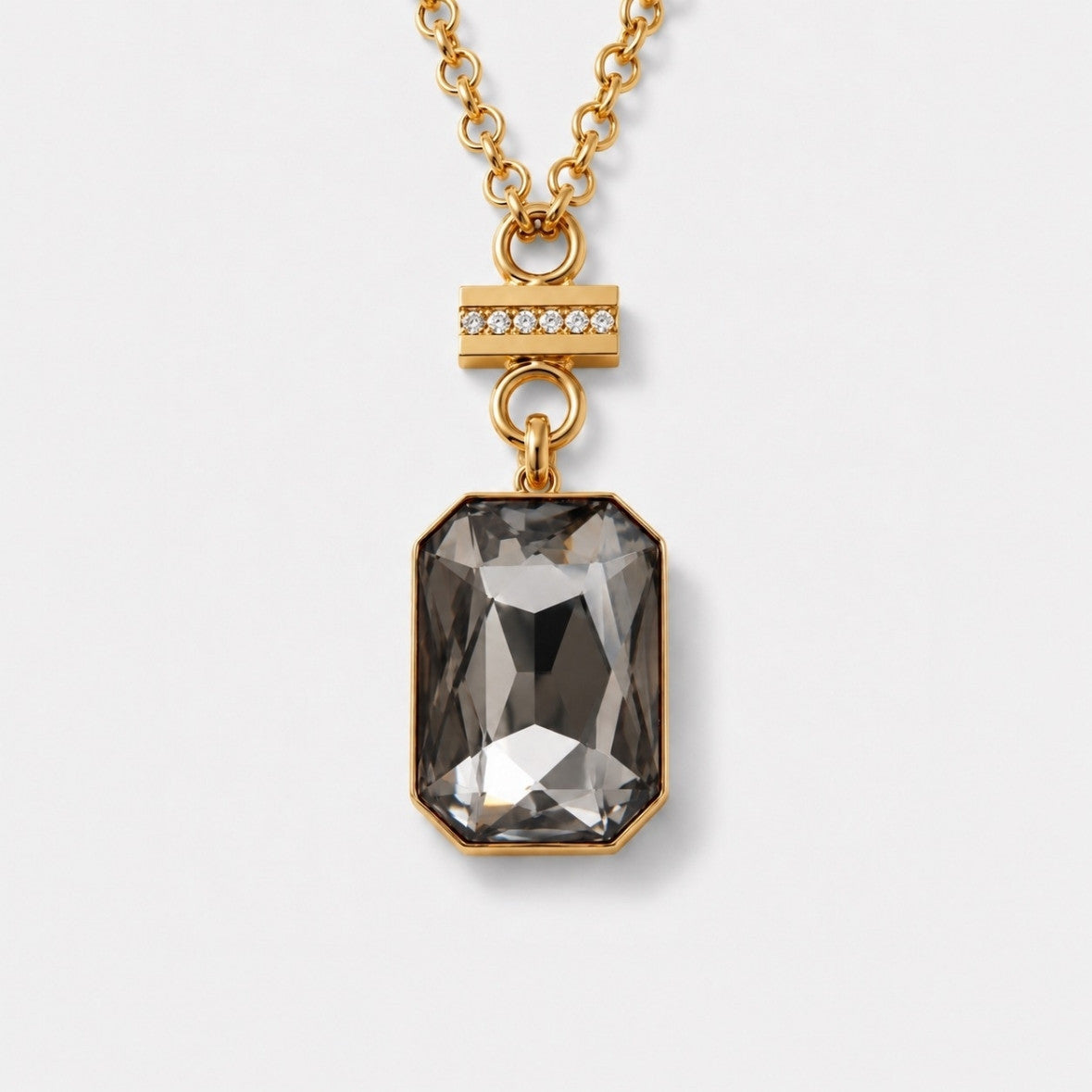 The Solitaire Necklace